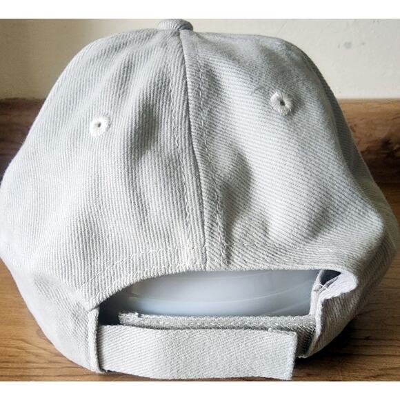 Los Angeles Rams NFL Baseball Cap Adjustable Strap Never Worn - Picture 2 of 9